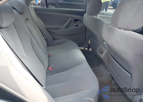 2008 Toyota Camry Le/Se/Xle z USA, uszkodzony, nr VIN 4T1BE46KX8U217047